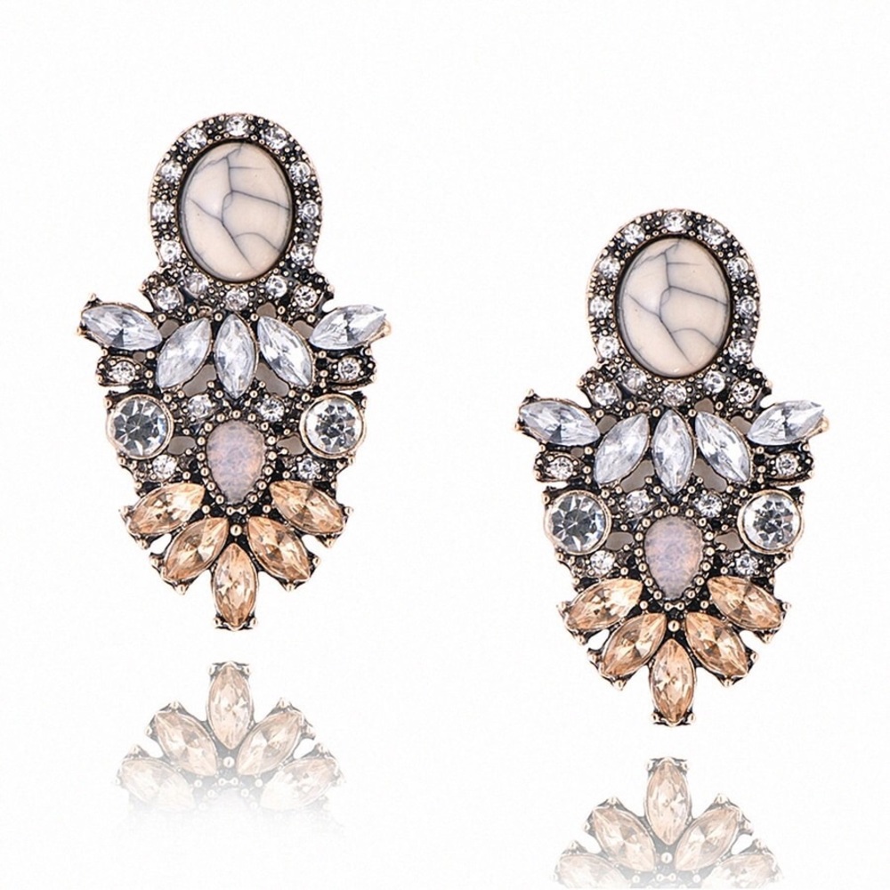 ✨New✨ Shiny and fun water drop earrings